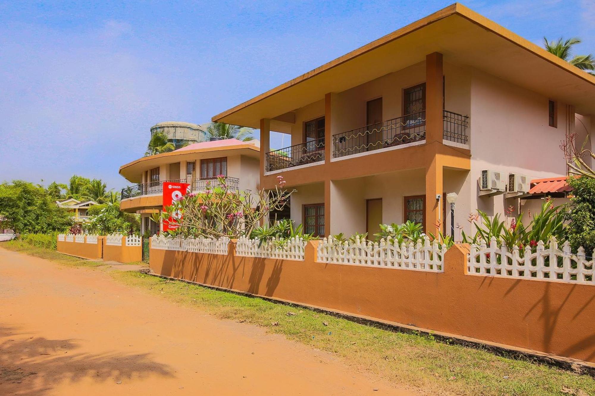 The Goan Courtyard Hotel Colva Exterior photo